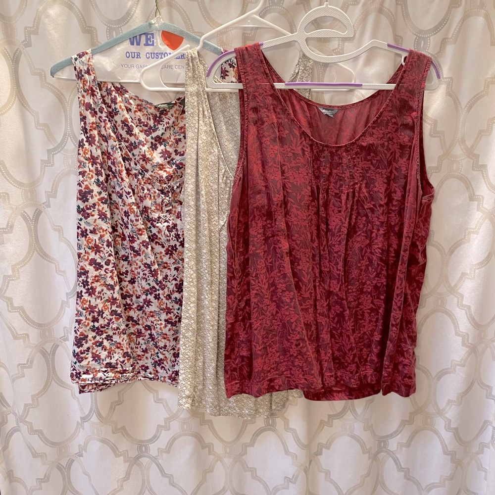 Eddie Bauer tanks - Set of 3